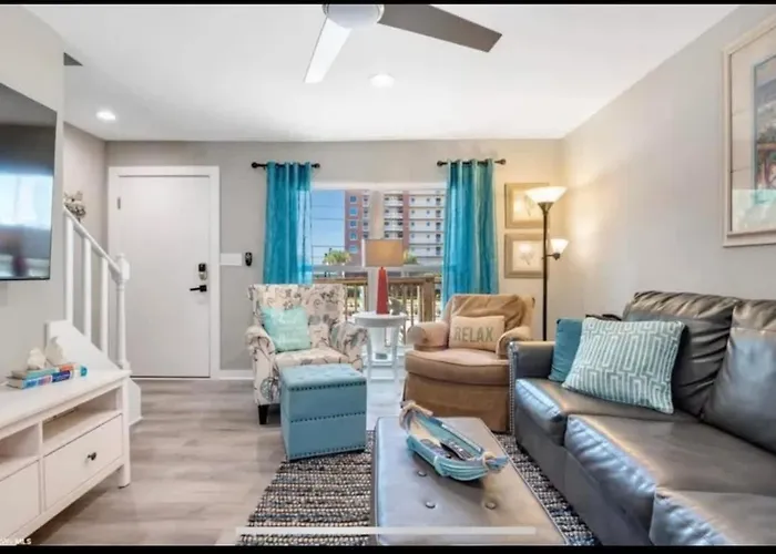 Across The Street From The By The Hang Out * Gulf Shores