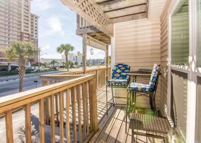 Holiday home Across The Street From The By The Hang Out Gulf Shores